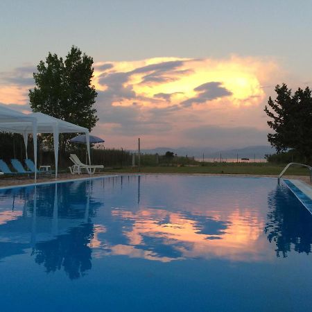 Avra Beach Apartments Lefkimmi  Bagian luar foto