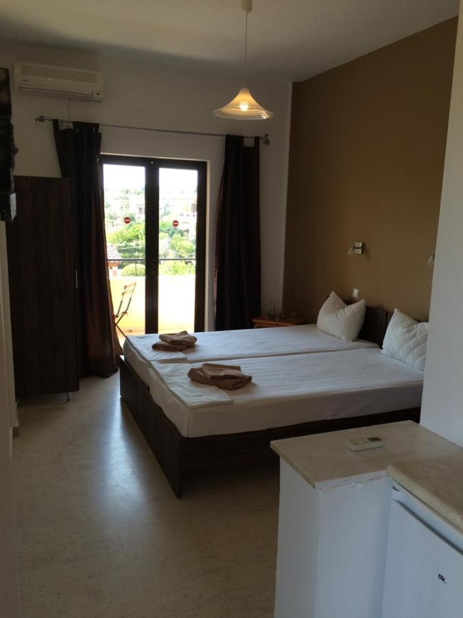 Avra Beach Apartments Lefkimmi  Bagian luar foto