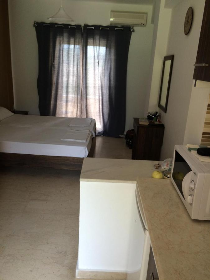 Avra Beach Apartments Lefkimmi  Bagian luar foto
