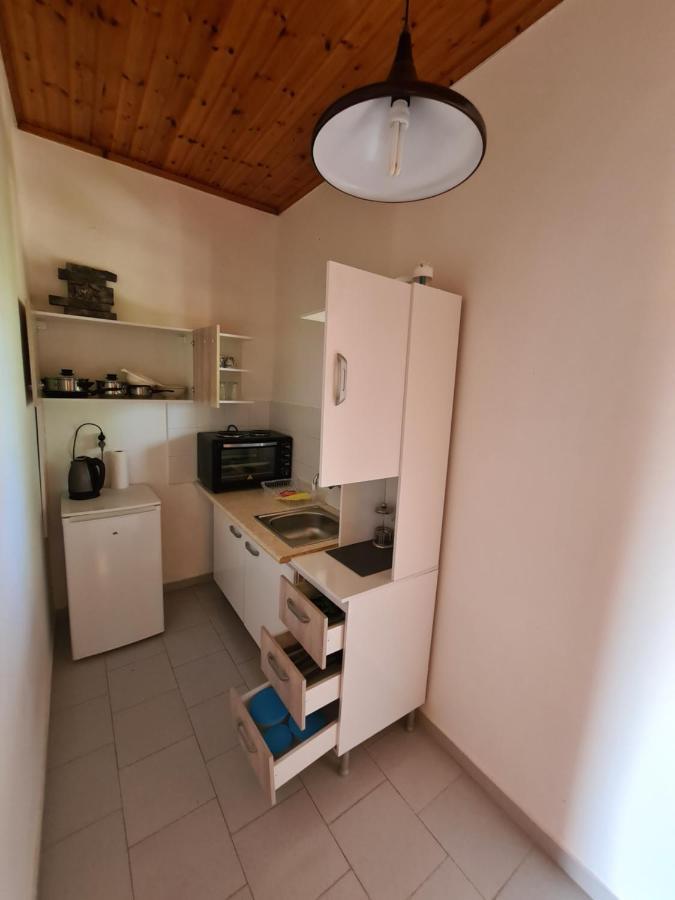 Avra Beach Apartments Lefkimmi  Bagian luar foto