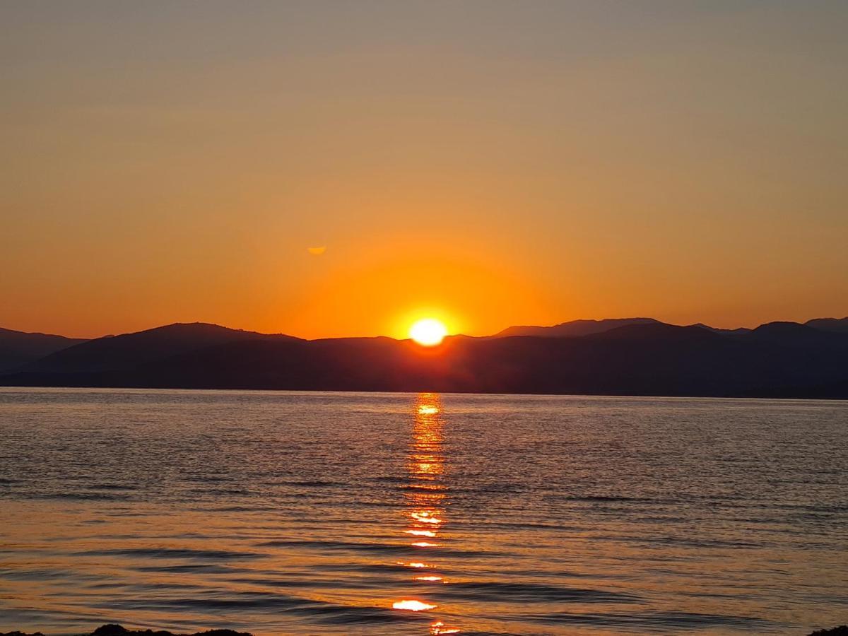 Avra Beach Apartments Lefkimmi  Bagian luar foto