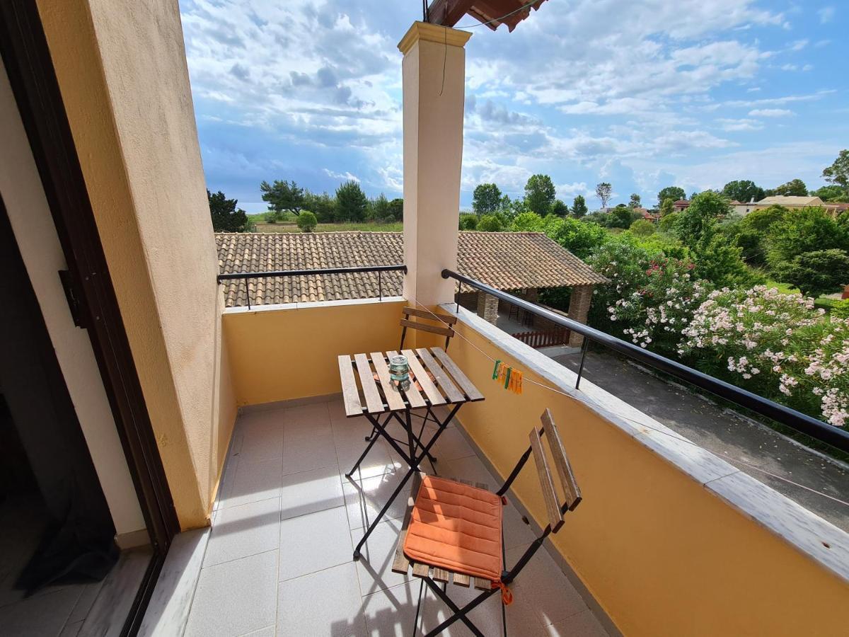 Avra Beach Apartments Lefkimmi  Bagian luar foto