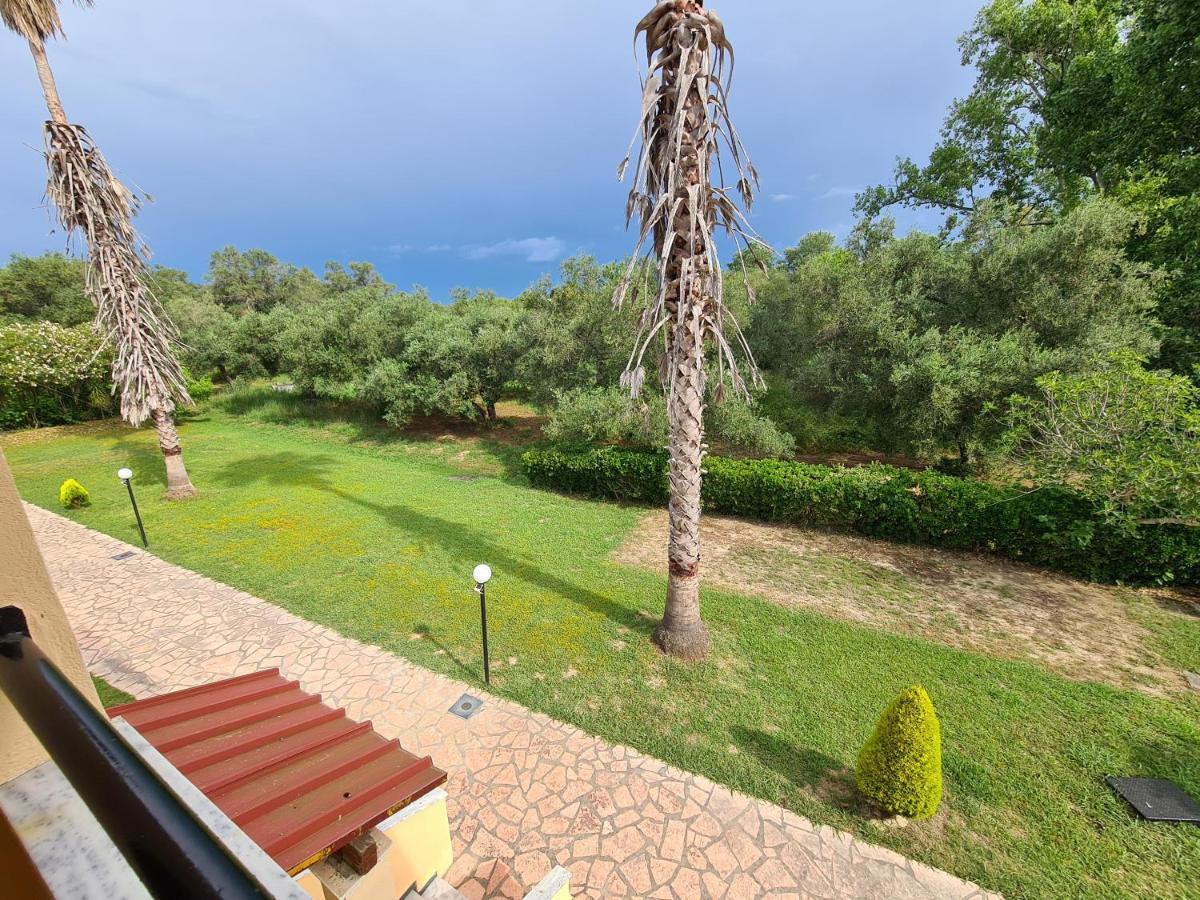 Avra Beach Apartments Lefkimmi  Bagian luar foto